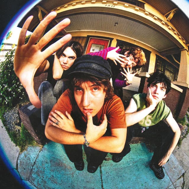 Olive Vox artist profile image