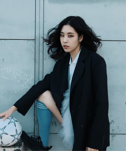 Jeena artist profile image