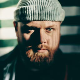 Tom Walker's artist profile image