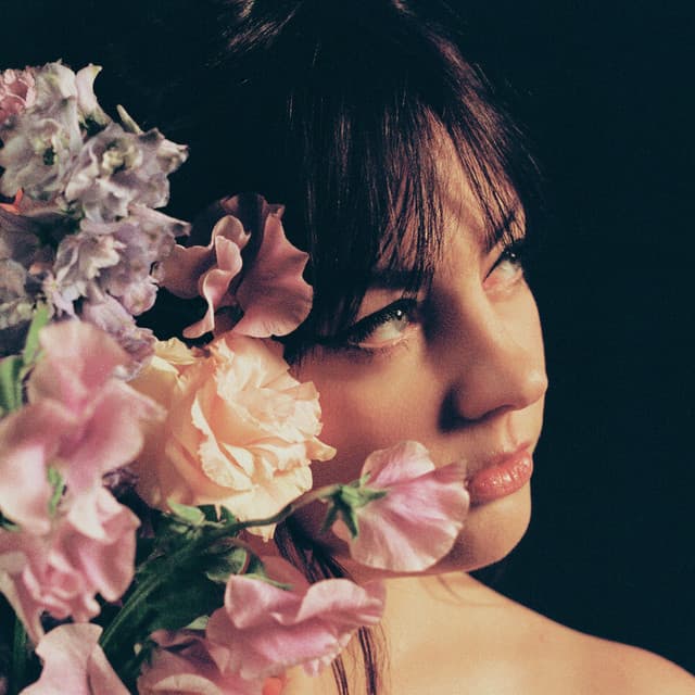 Angel Olsen artist profile image