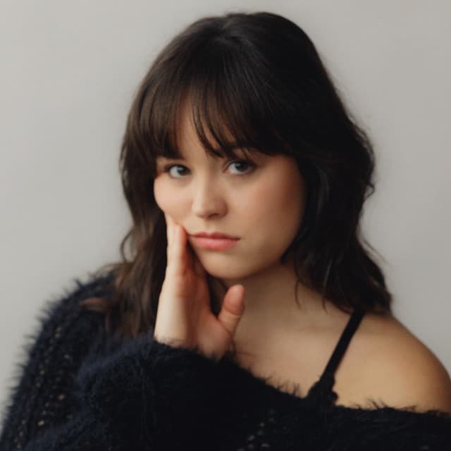 Hayley Orrantia artist profile image
