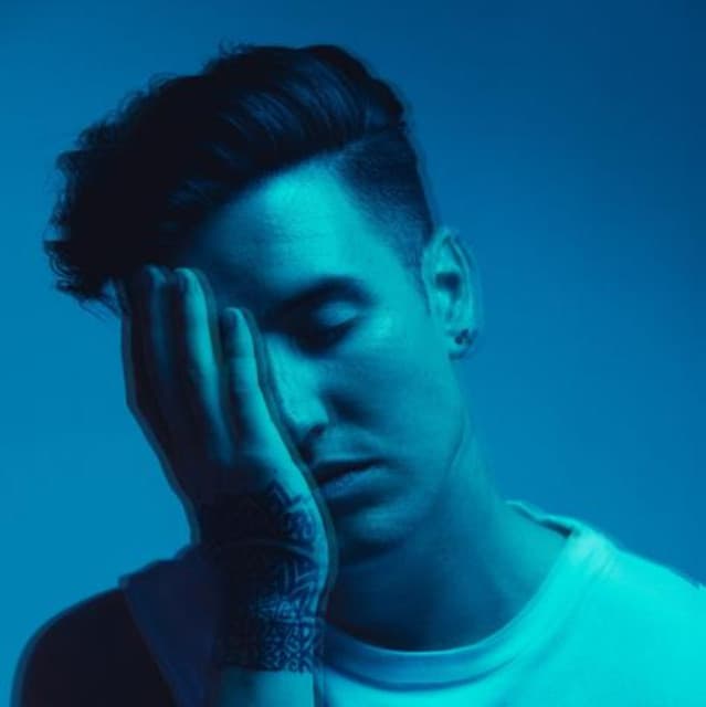 Logan Henderson artist profile image
