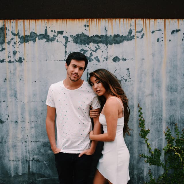 Alex & Sierra artist profile image