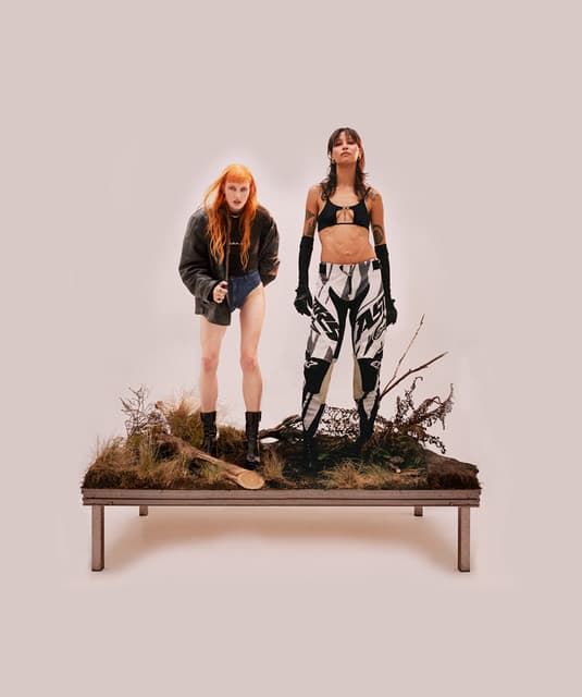 Icona Pop artist profile image