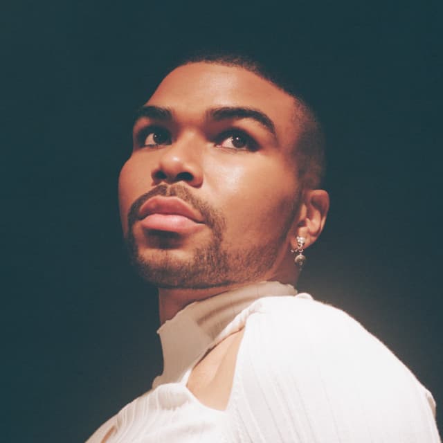 Kyle Lux artist profile image