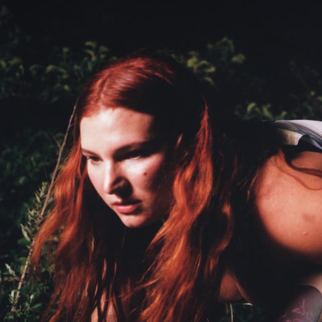 Chloe George artist profile image