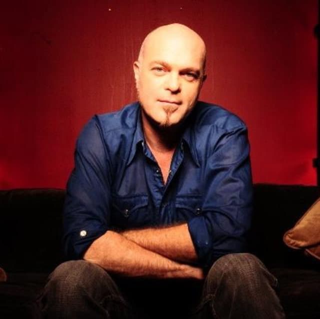Eric Brace's artist profile image