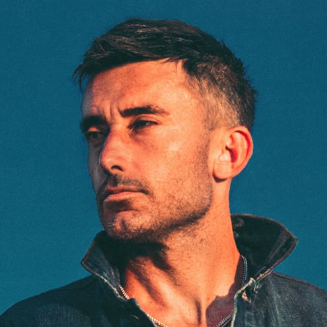 Phil Wickham's artist profile image