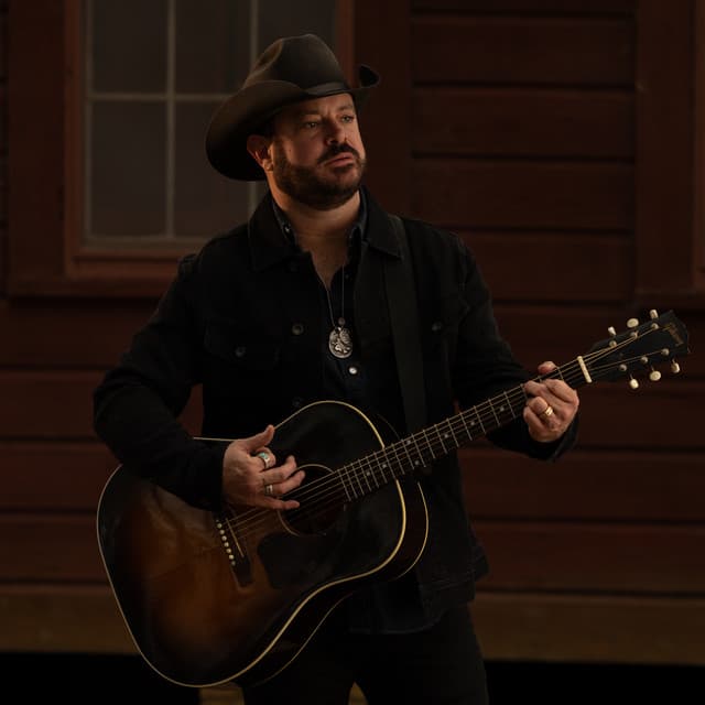 Wade Bowen artist profile