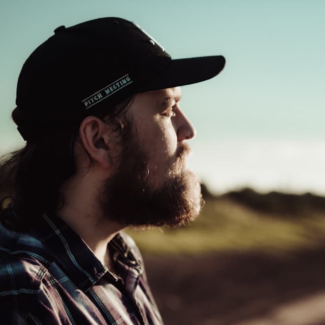 Oliver Steele artist profile image