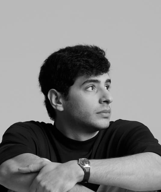 Victor Alc artist profile image