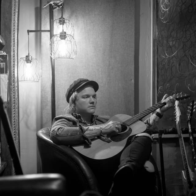 Aaron Gillespie's artist profile image