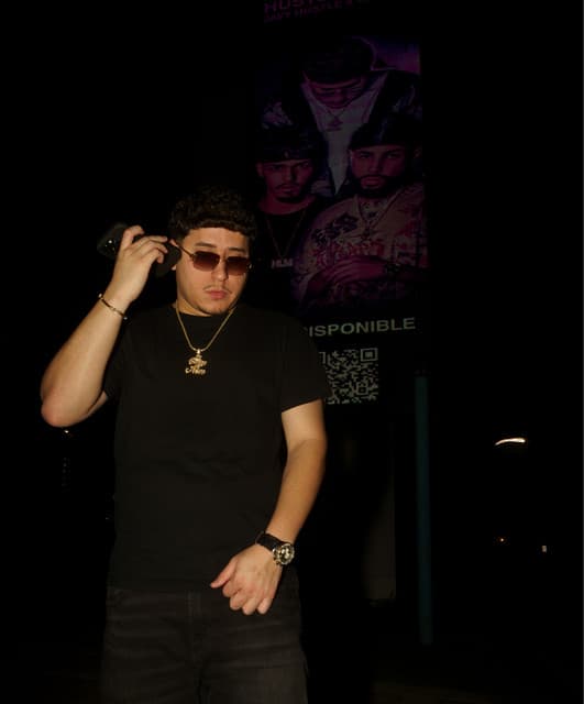 Javy Hustle artist profile image