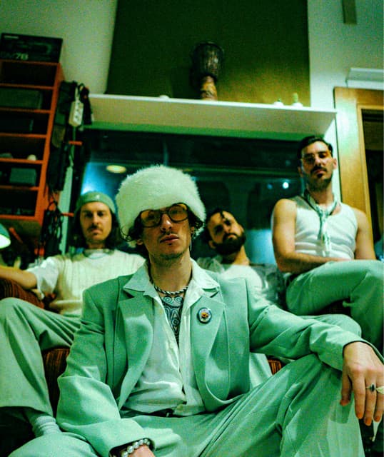 vianova's artist profile image