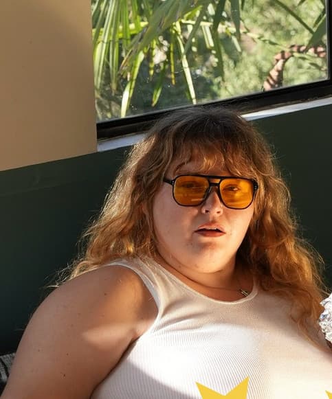Lily Mae Harrington artist profile image