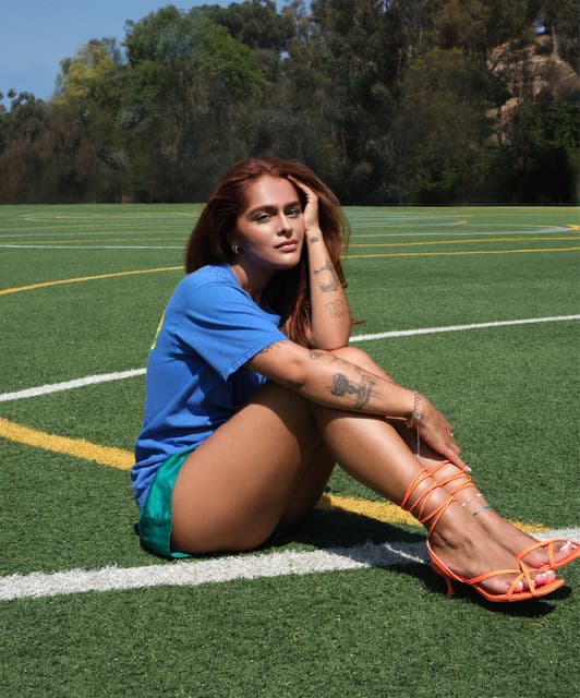 riela artist profile image