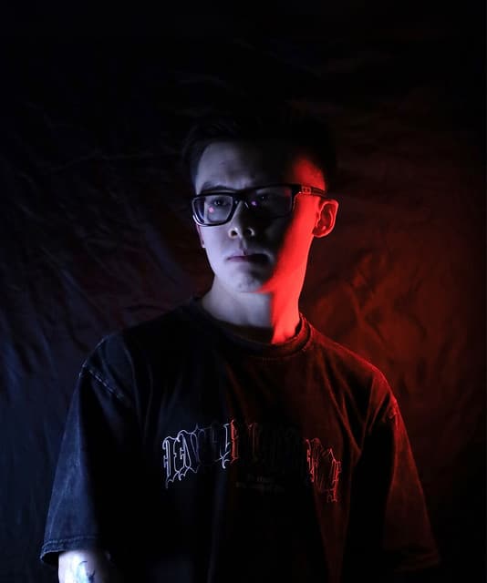 Aaron Fong artist profile image