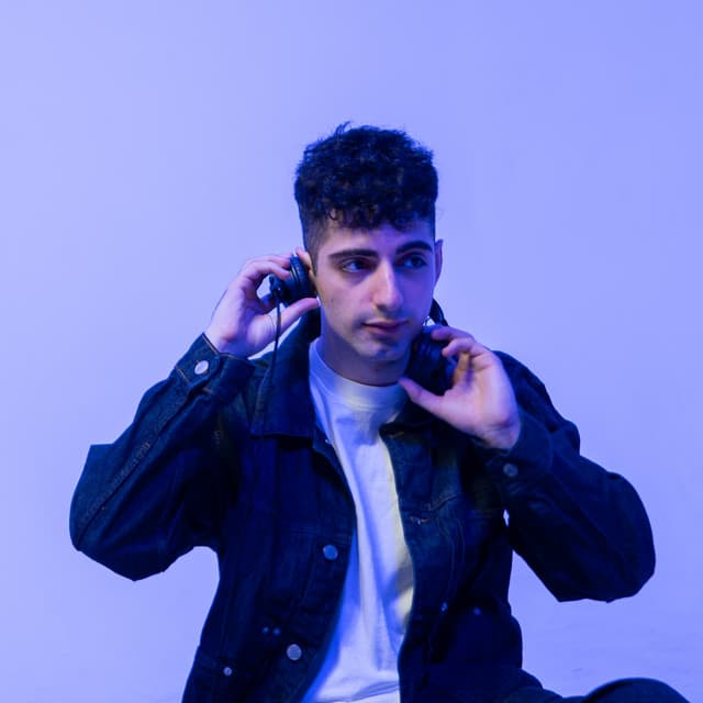 Vard. artist profile image