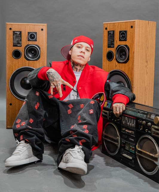 Santa Fe Klan artist profile image