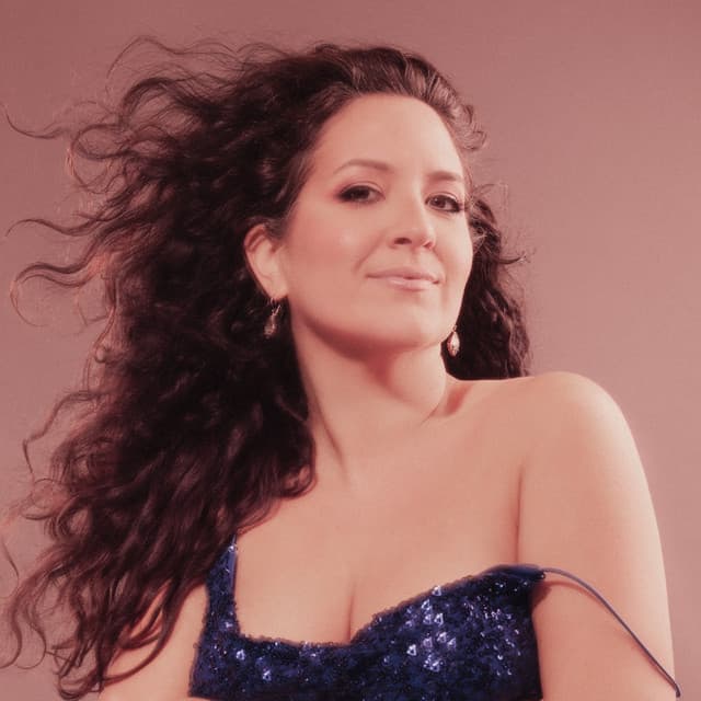 Nicole Zuraitis's artist profile image