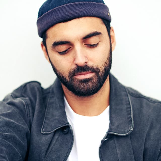 Viken Arman artist profile image