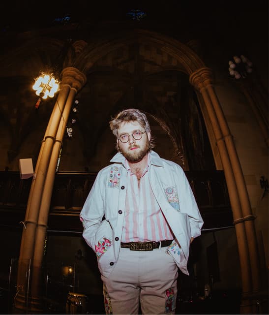 Taylor Ashton artist profile