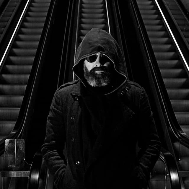 Dave Clarke artist profile