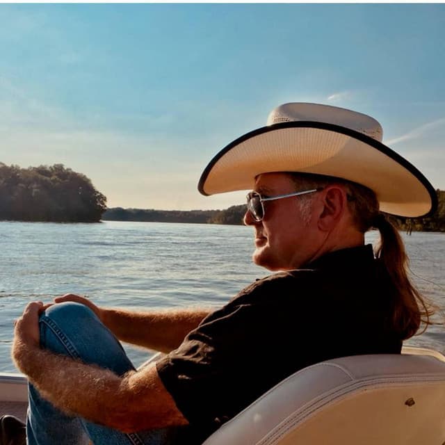 Rick Revel artist profile image
