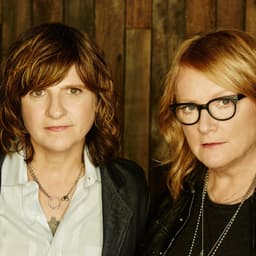 Indigo Girls's artist profile image