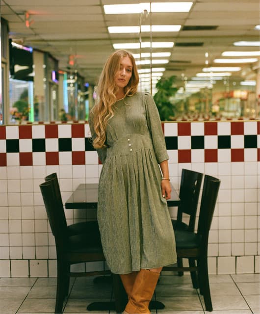 Alexa Louise artist profile image