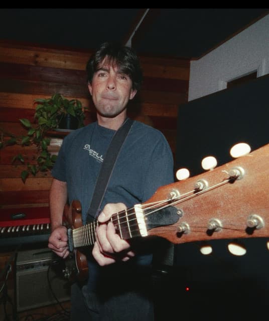 Ashes To Amber's artist profile image