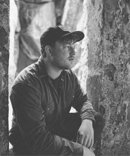 Chris Renzema artist profile image