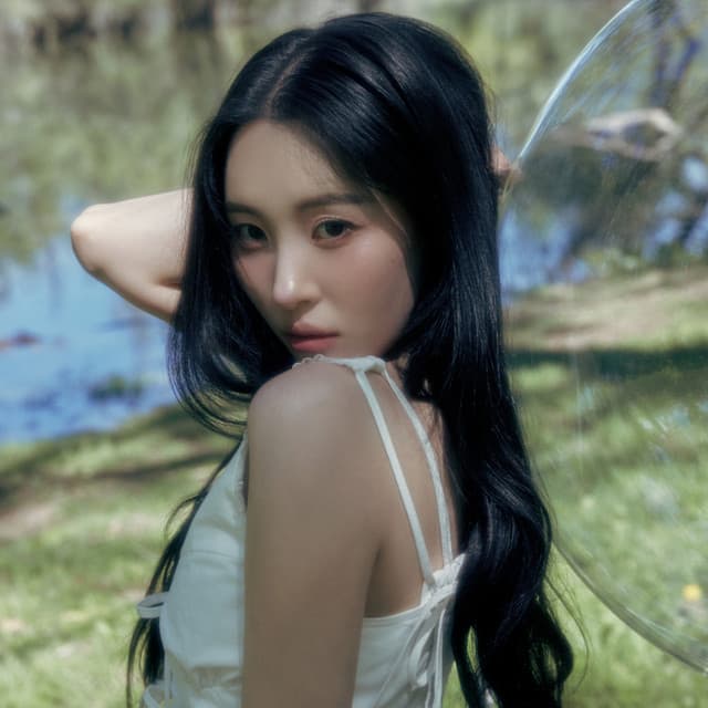 SUNMI artist profile image