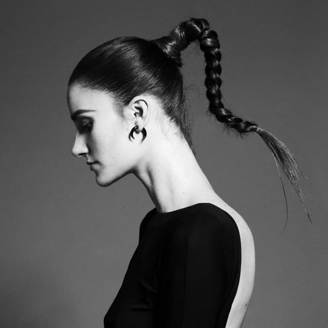 Niia artist profile