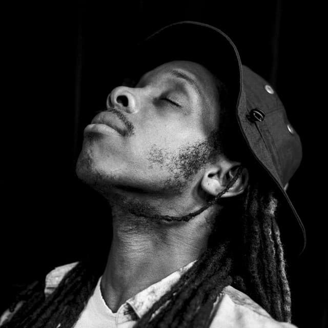NEONE the Wonderer profile