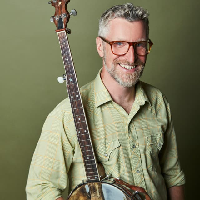 Chris Coole artist profile image