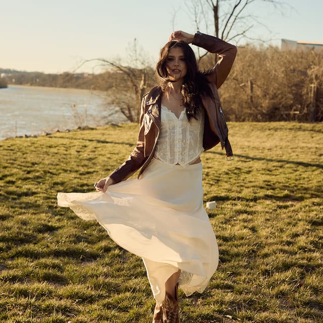 Lanie Gardner's artist profile image