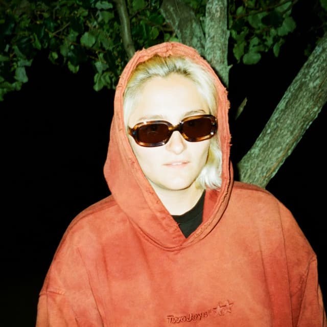 Angie Robba artist profile image