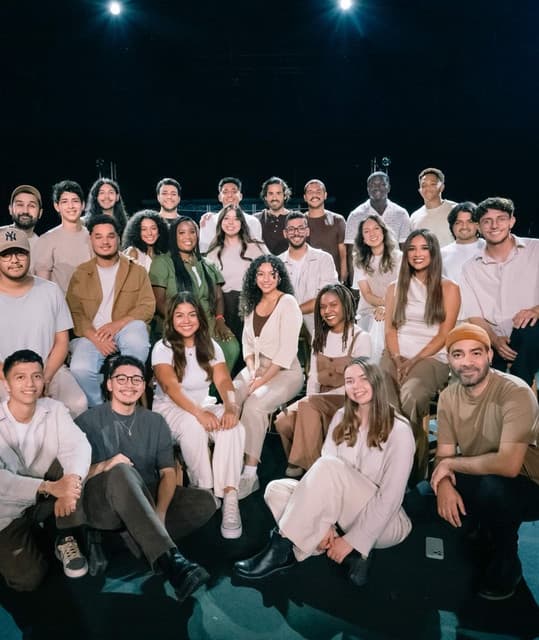 Christ For The Nations Worship artist profile image