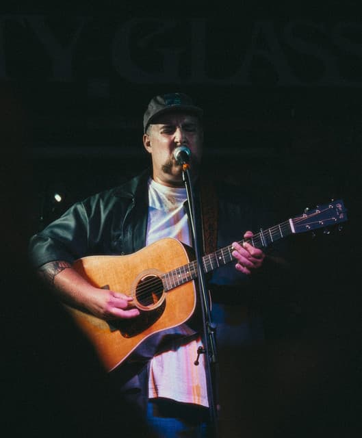 Nathan Bess artist profile image