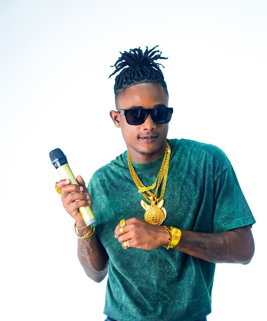 Yung Bredda artist profile image
