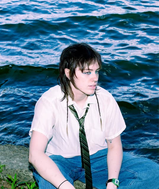 Frances Forever artist profile