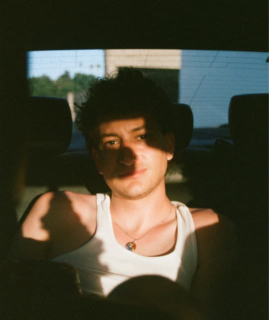 Holden Miller artist profile image