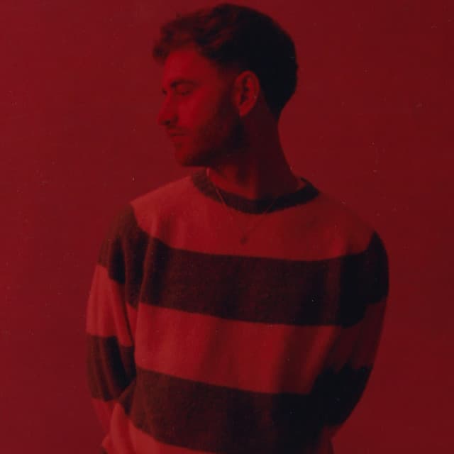 Tom Misch artist profile image