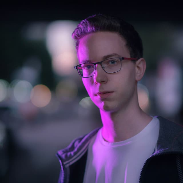 Felix Averian profile