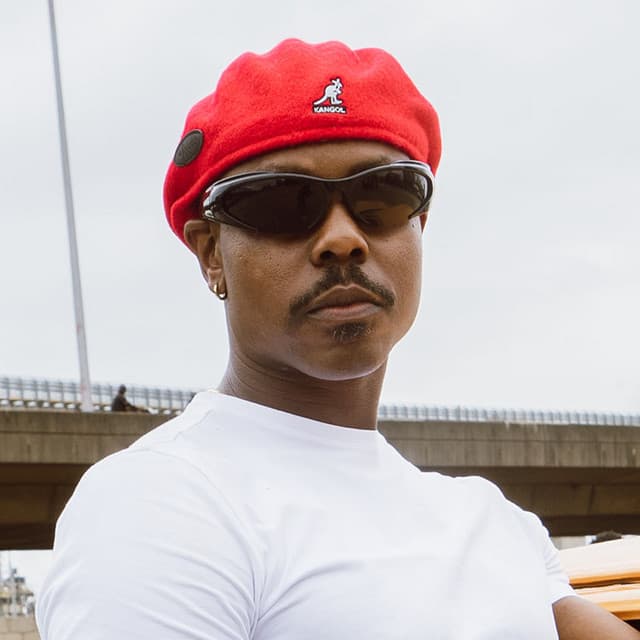 LADIPOE artist profile image