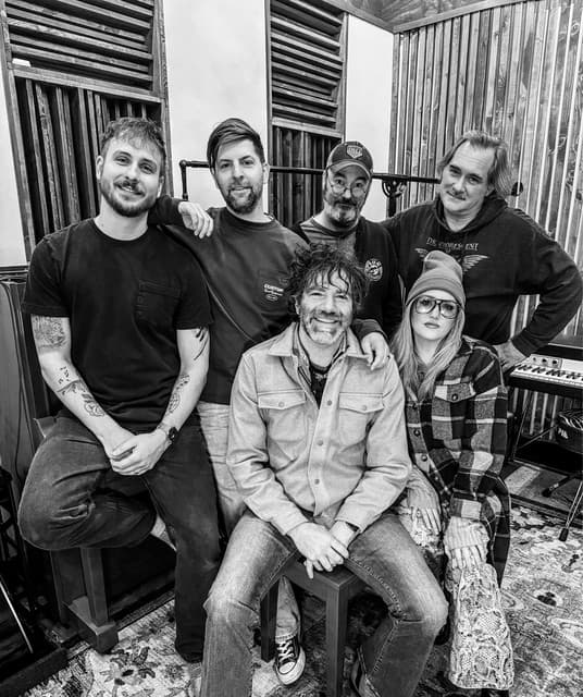 Stephen Kellogg's artist profile image