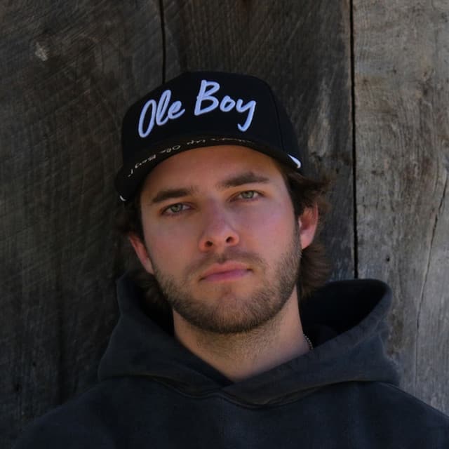 Cole Gibbs artist profile image