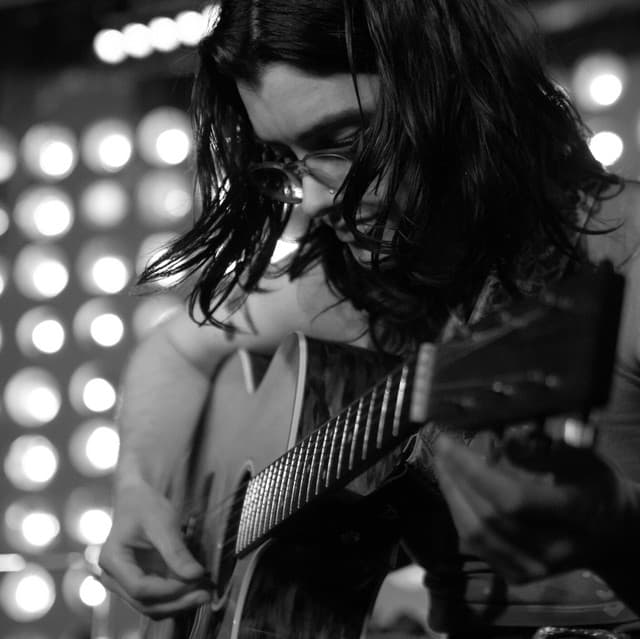 Zoe Firn artist profile image