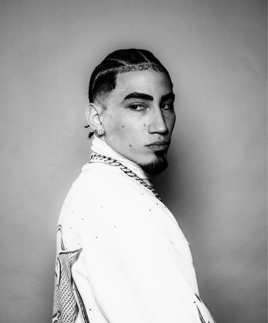 Omar Courtz artist profile